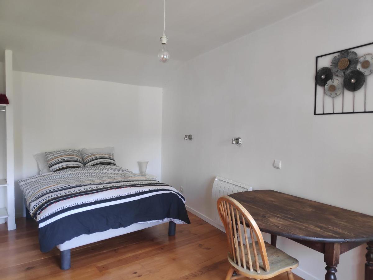 Maison 4 Personnes Caillac Ngoại thất bức ảnh